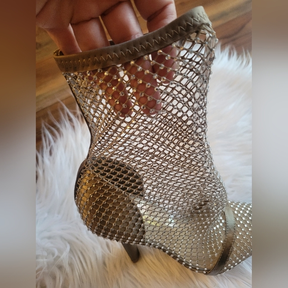 SHOEDAZZLE Coira Rhinestone Net PointedToe Heeled Ankle Booties w Box Size 7.5 - Picture 5 of 13